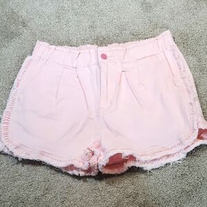 NWT Floral Blooming Pink Women's Denim Shorts W/ Distressed Edges.    Size XL